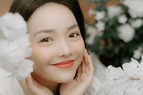 Hồng Kim Hạnh được fan ví như 'Tiểu Long Nữ phiên bản Việt' trong MV mới