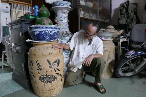 Gia tài trăm tỷ đồng của 'vua đồ cổ' Ninh Bình