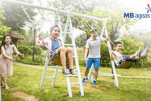MB Ageas Life cam kết luôn 'nắm tay' khách hàng vượt mọi biến cố