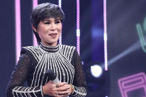 'Nữ hoàng nhạc Rock' Carol Thủy bị chồng hành hạ, vất vả mưu sinh