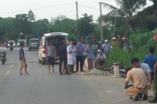Đâm xe máy liên tiếp vào cọc mốc lộ giới, người đàn ông tử vong tại chỗ