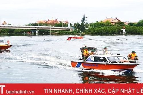 Ở đâu có thiên tai, thảm họa, lực lượng vũ trang Hà Tĩnh luôn có mặt kịp thời
