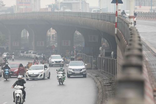Hà Nội: Nồng độ ô nhiễm gia tăng, người dân cần lưu ý bảo vệ sức khỏe
