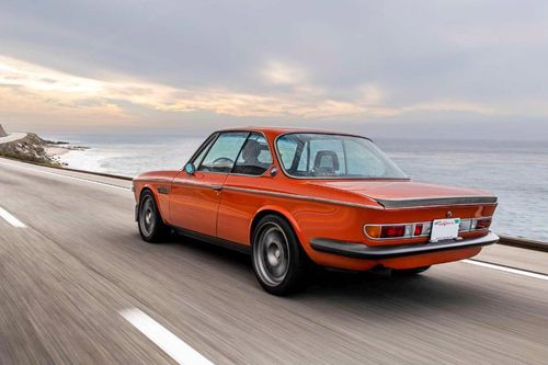 Cận cảnh xế cổ BMW 3.0 CS đời 1974 của 'người sắt' Robert Downey Jr.