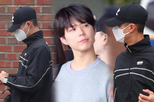 Lộ ảnh nhập ngũ hiếm hoi của Park Bo Gum (31/08): Đã xuống tóc, 'bơ đẹp' phóng viên!