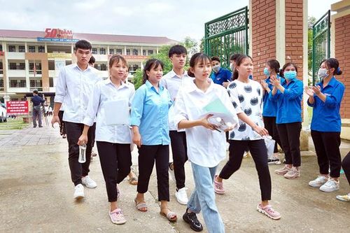 Lào Cai: 22 trường THPT, trung tâm GDTX có tỷ lệ học sinh đỗ tốt nghiệp THPT đạt 100%
