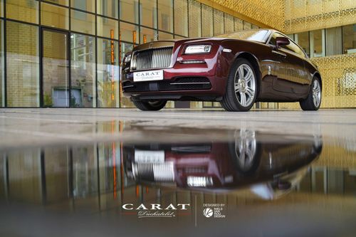 Chỉ có 7 chiếc Rolls-Royce Wraith độ với thiết kế lạ, mỗi xe có 1 vật phẩm độc quyền