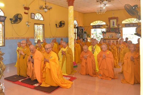 Bến Tre : Trường hạ chùa Vạn Phước tạ pháp An cư