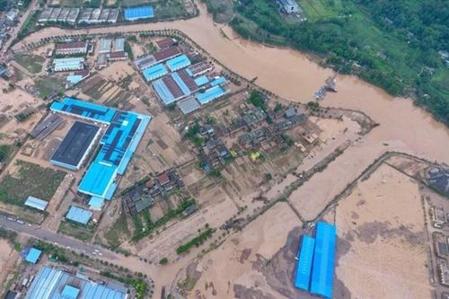 Mưa lũ Trung Quốc tiếp tục gây thiệt hại lớn