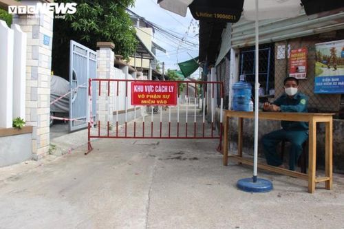 Dỡ phong tỏa khu vực nữ cán bộ CDC Quảng Nam mắc COVID-19 sinh sống