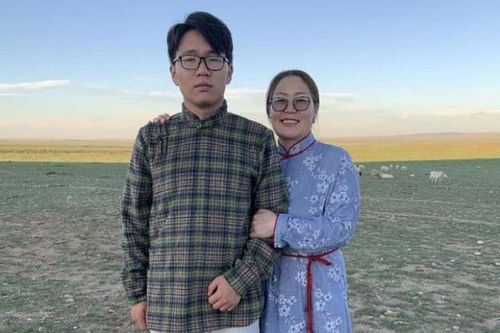 Hai mẹ con cùng trúng tuyển đại học ở Trung Quốc
