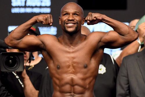 Mayweather duy trì vóc dáng nhờ tập luyện