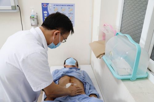 Tạo hình thực quản và dạ dày cho bệnh nhân ung thư