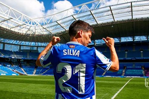 David Silva dương tính với Covid-19 vài giờ sau khi ra mắt CLB mới