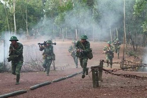 Luyện giỏi, rèn nghiêm ở đơn vị ra đời ngày 2-9