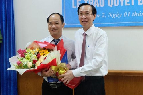 Đồng chí Lê Đức Thanh làm Chủ tịch UBND quận 2
