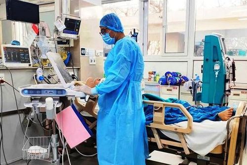 Bệnh nhân 793 đang nguy kịch, nhiễm vi khuẩn đa kháng thuốc