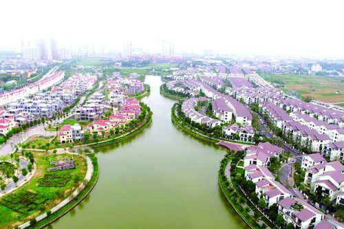Nỗ lực xây dựng huyện thành quận giàu đẹp, văn minh, hiện đại