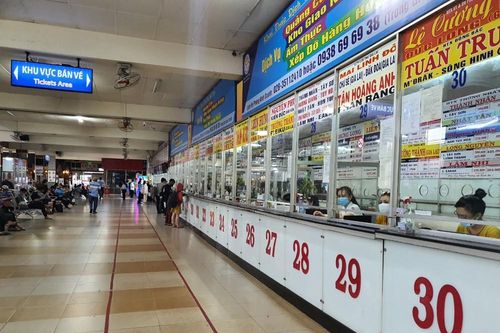 Bến xe vắng khách, cửa ngõ Sài Gòn thông thoáng trước ngày nghỉ lễ 2/9