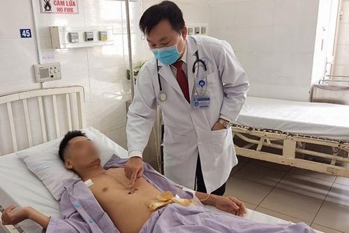 Cứu sống nam thanh niên bị vỡ tim do tai nạn giao thông