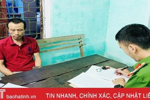 Công an Nghi Xuân bắt quả tang đối tượng bán lẻ ma túy cho 'con nghiện'