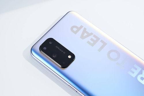 Smartphone 5G, RAM 8 GB, sạc 65W, màn hình 120Hz, giá rẻ bất ngờ