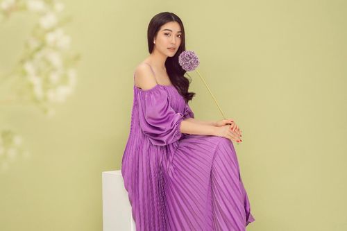 Á hậu Lệ Hằng diện váy tím mộng mơ, khoe nhan sắc mĩ miều thoát tục