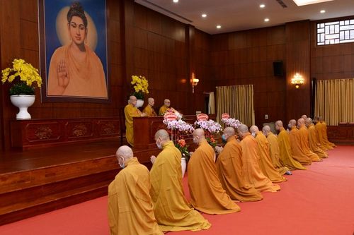 Khánh tuế chư vị giáo phẩm Hội đồng Chứng minh