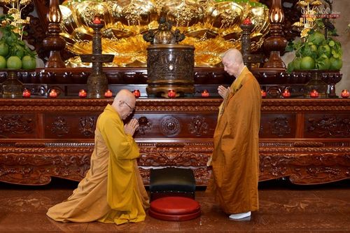 Tại sao chư Tăng phải làm lễ Tự tứ sau 3 tháng an cư?