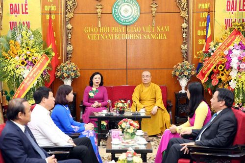Lãnh đạo thành phố chúc mừng Trung ương Giáo hội Phật giáo Việt Nam và Thành hội Phật giáo Hà Nội