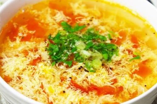Từ vụ 2 bà cháu nhập viện vì ăn trứng nấu cà chua, chuyên gia chỉ rõ thói quen nguy hiểm cần loại bỏ sớm