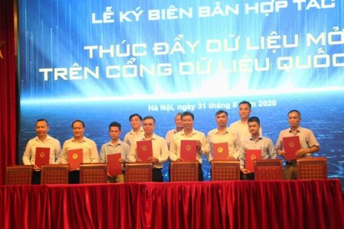 Khởi động Cổng dữ liệu quốc gia: Kết nối, chia sẻ dữ liệu số của cơ quan Nhà nước