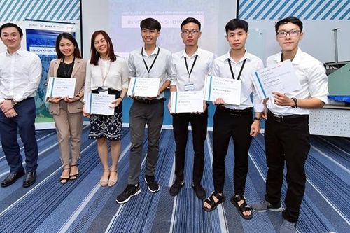 'Máy nhặt rác bãi biển thông minh' đoạt giải cuộc thi Đổi mới sáng tạo kỹ thuật eProjects-2020