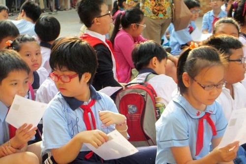 Lạm thu và trách nhiệm người đứng đầu
