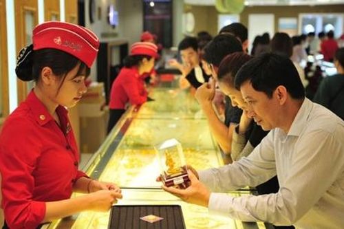 Vàng trong nước tiến sát mốc 58 triệu đồng/lượng, nhà đầu tư tích cực chốt lời