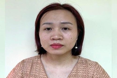 Vụ nâng khống giá máy xét nghiệm Covid – 19: Khởi tố kế toán trưởng CDC Hà Nội