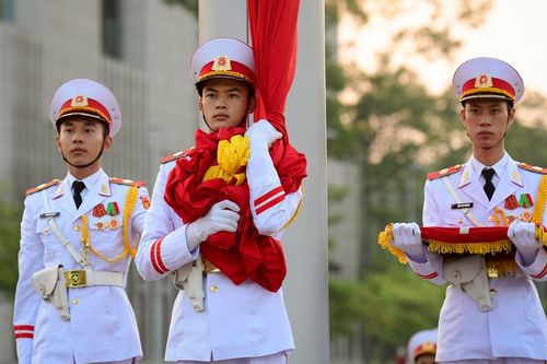 Xúc động, tự hào những hình ảnh thượng cờ mừng ngày Quốc khánh tại Quảng trường Ba Đình
