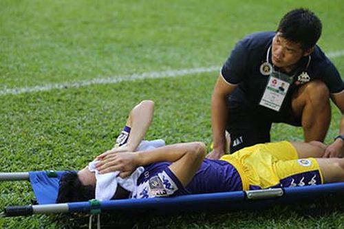 Đình Trọng phải mổ lại, nghỉ hết năm 2020; V.League mở cửa chuyển nhượng từ 9 - 19/9