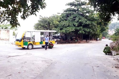 Tai nạn xe ô tô điện tại Quảng Ninh khiến cháu bé 5 tuổi tử vong