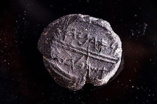 Tìm thấy chiếc ấn cổ 2.600 năm tuổi tại thành cổ Jerusalem