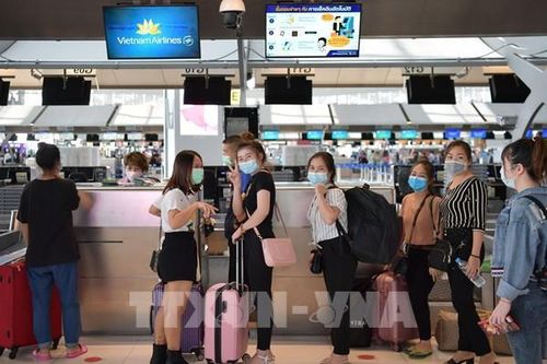 Dịch COVID-19: Đưa hơn 340 công dân Việt Nam từ Thái Lan về nước