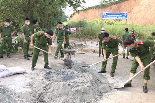 Vì nhân dân phục vụ