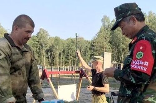 Phong thái đội tuyển bắn tỉa Việt Nam tại Army Games 2020