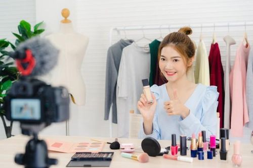Tiêu dùng thông minh: Túi tiền là của bạn, nhưng ai đang thực sự kiểm soát nó?
