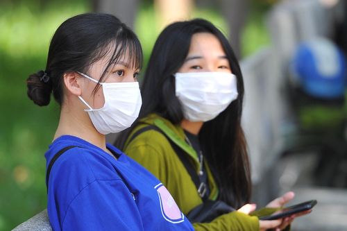 Tâm trạng trái ngược của thí sinh sau bài thi Ngữ văn