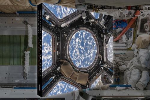 Không gian bên trong Trạm Vũ trụ Quốc tế ISS