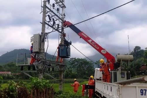 Điện lực Bắc Kạn chủ động ứng phó trước thiên tai