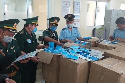 Tháng 8, hải quan phối hợp bắt hơn 161 tỷ đồng hàng hóa vi phạm
