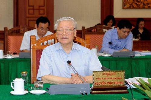 Bộ Chính trị làm việc với Ban Thường vụ Thành ủy TPHCM