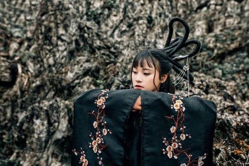 Khoe ảnh đời thường, nữ rapper 'trùm cuối' Rap Việt gây sốt MXH
